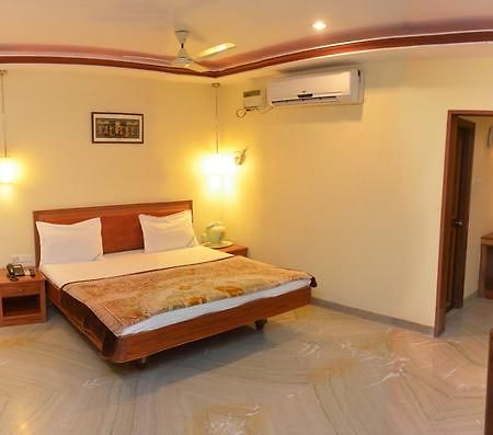 Hotel Raya'S Annexe-1 Kumbakonam Dış mekan fotoğraf