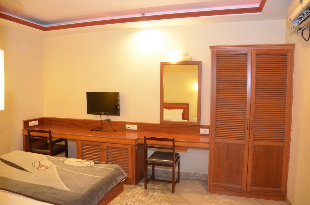 Hotel Raya'S Annexe-1 Kumbakonam Dış mekan fotoğraf